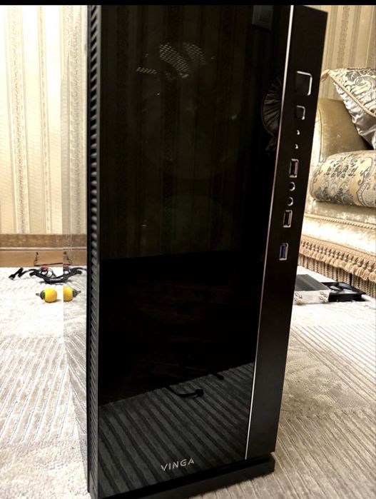 Корпус Vinga + 5ARGB вентилятори, загартоване скло