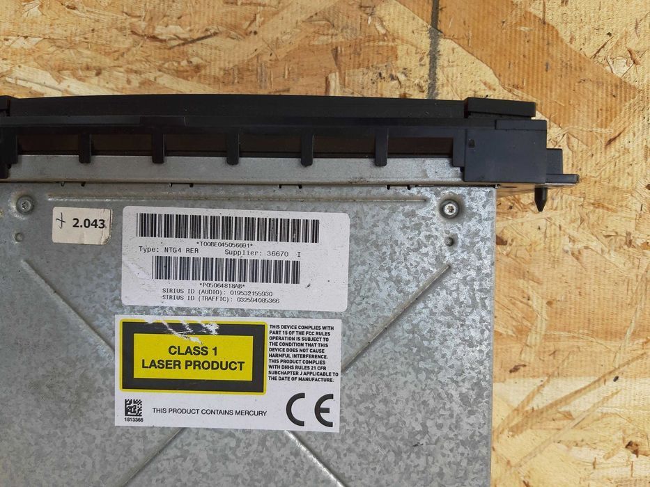 Radio Chrysler Grand Voyager Dodge Grand Caravan 08-10r