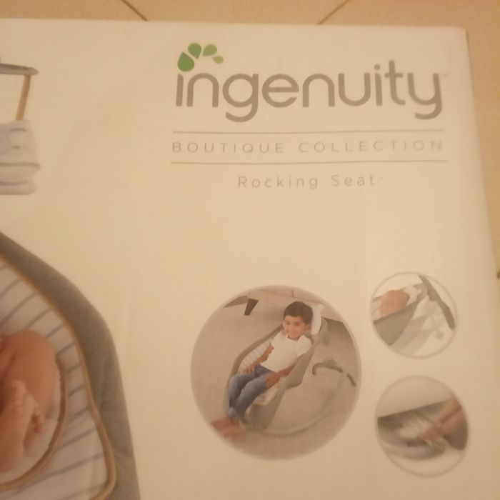 Espreguiçadeira de bebe nova