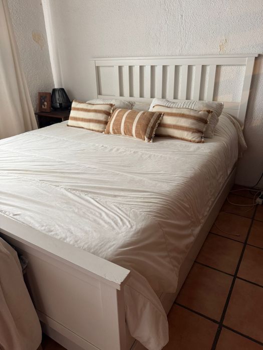 Cama casal Hemnes IKEA c/gavetas