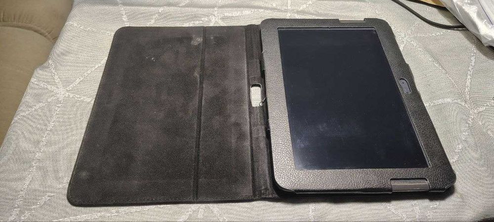 Samsung Galaxy Note 10.1 GT-N8000 планшет + чехол + стилус+ родное зарядное Отличное состояние