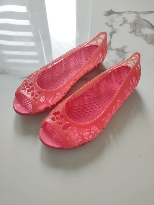 Crocs  балетки, W8 37-38,  мильниці, босоніжки, коралки, акваш