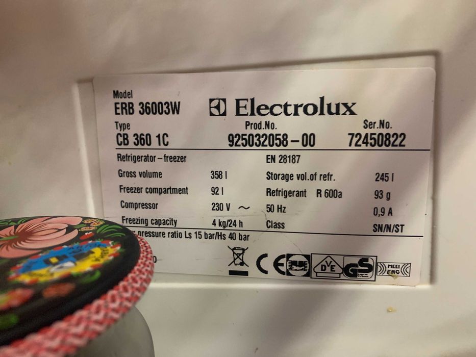 Холодильник вживаний Electrolux 60*60*180