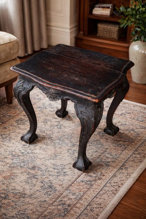 Louça  e moveis antigos