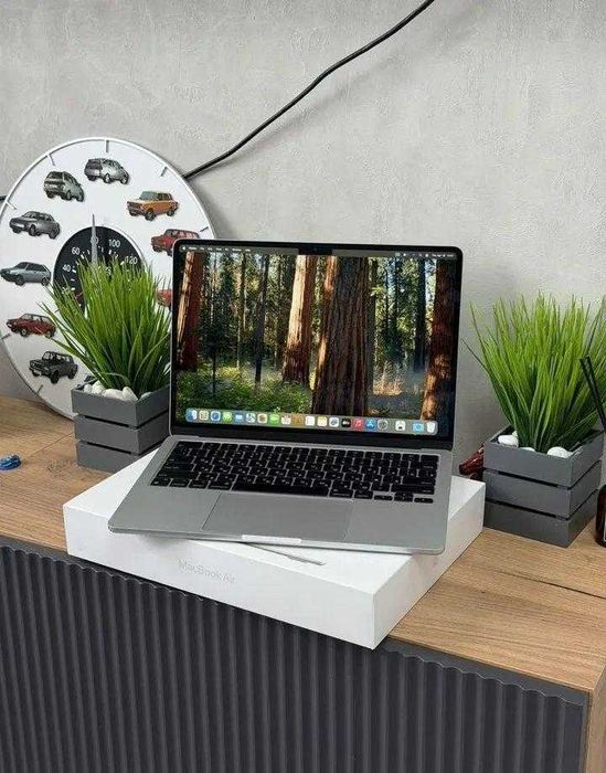 MacBook Air 13 m2 8/512Gb