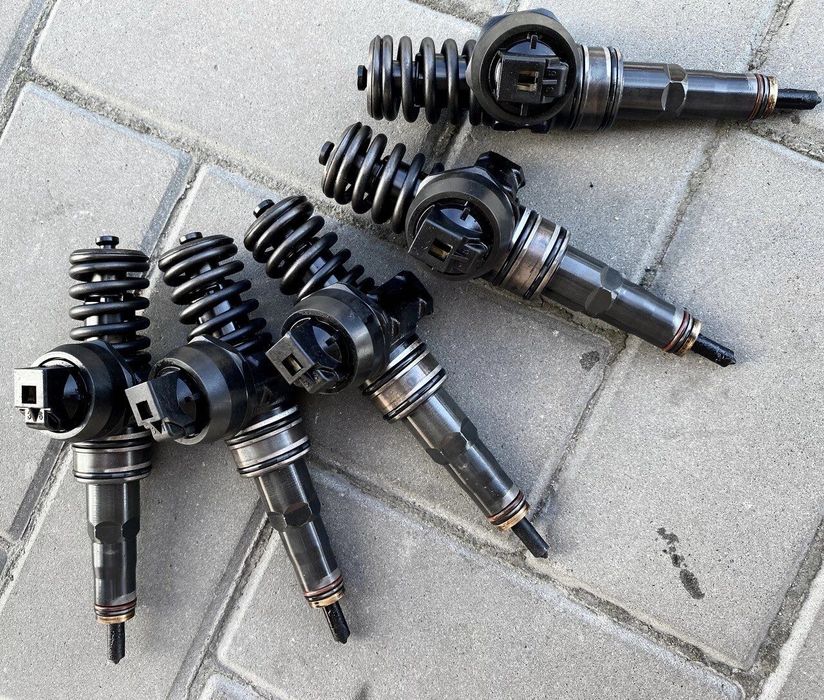 Форсунка Насос 2.5 tdi Volkswagen T5 07Z130073F 0414720210