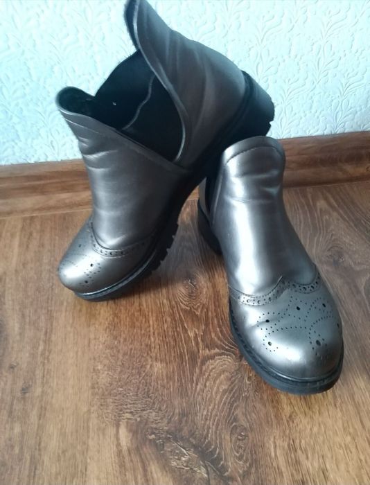 Черевики ботінки демісезонні шкіряні 36 розмір