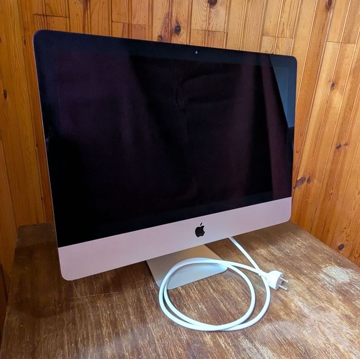 iMac 21.5'' 2017 - i5 - 8GB RAM - 256GB SSD