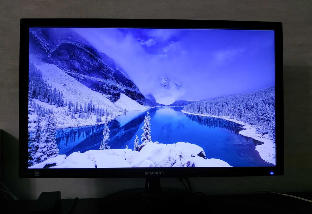 Монитор 24" Samsung S24D300HS