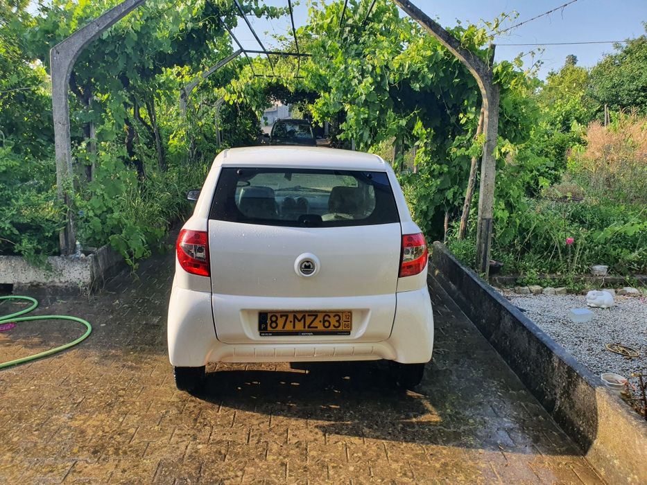 Microcar Aixan Minauto  06/2012 com 15000 km