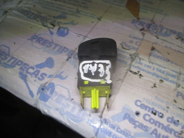 Botão / interruptor desembaciador vidro trás OPEL Vectra B Hatchback (
