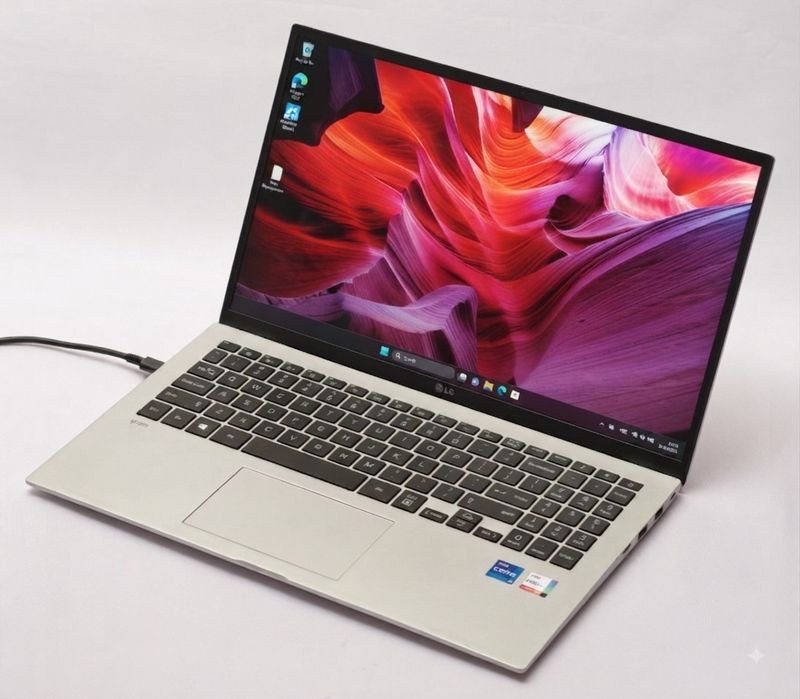 Ноутбук LG Gram 15Z90P Core i7-1165G7 /16Gb/256Gb