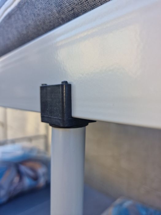 Łóżko piętrowe metalowe z materacami komplet wojskowe pracownicze