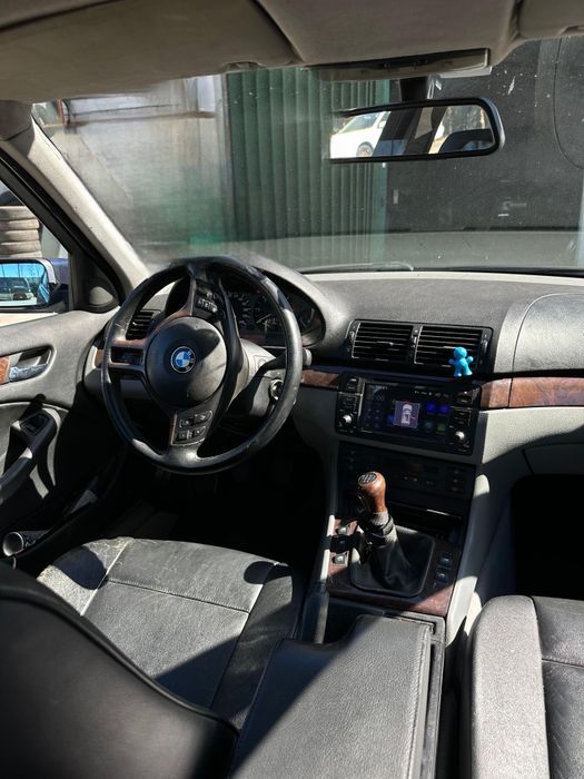 **Vendo BMW 320D **