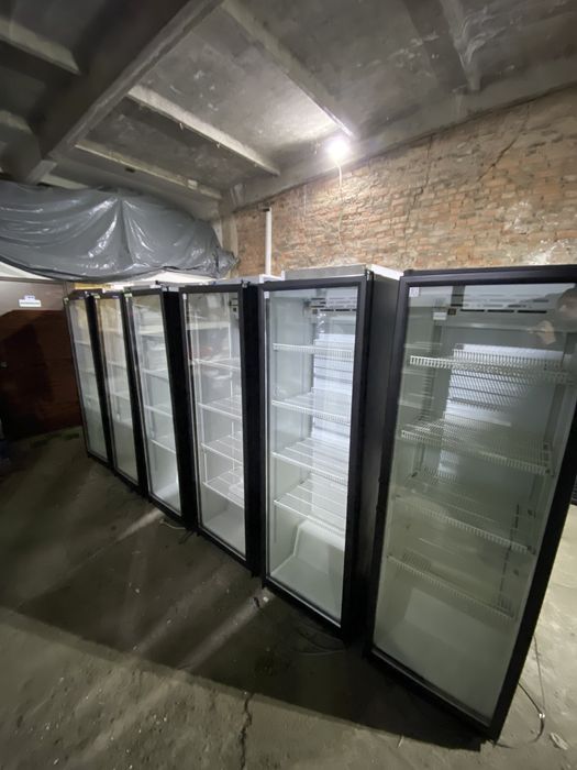 Холодильник для напитков Регал Холодильная горка Холодильник в магазин