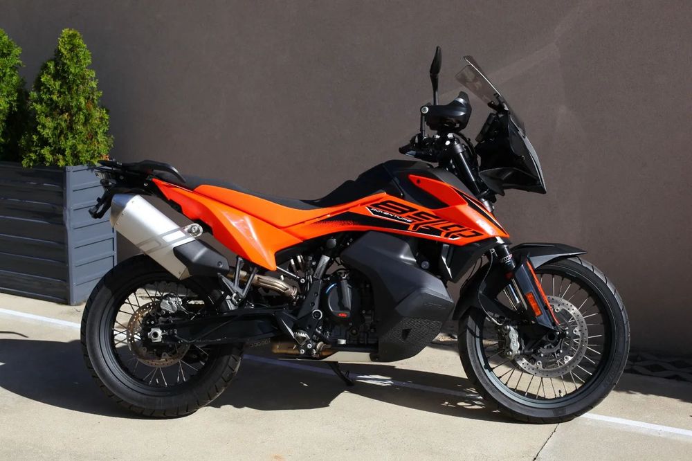 KTM