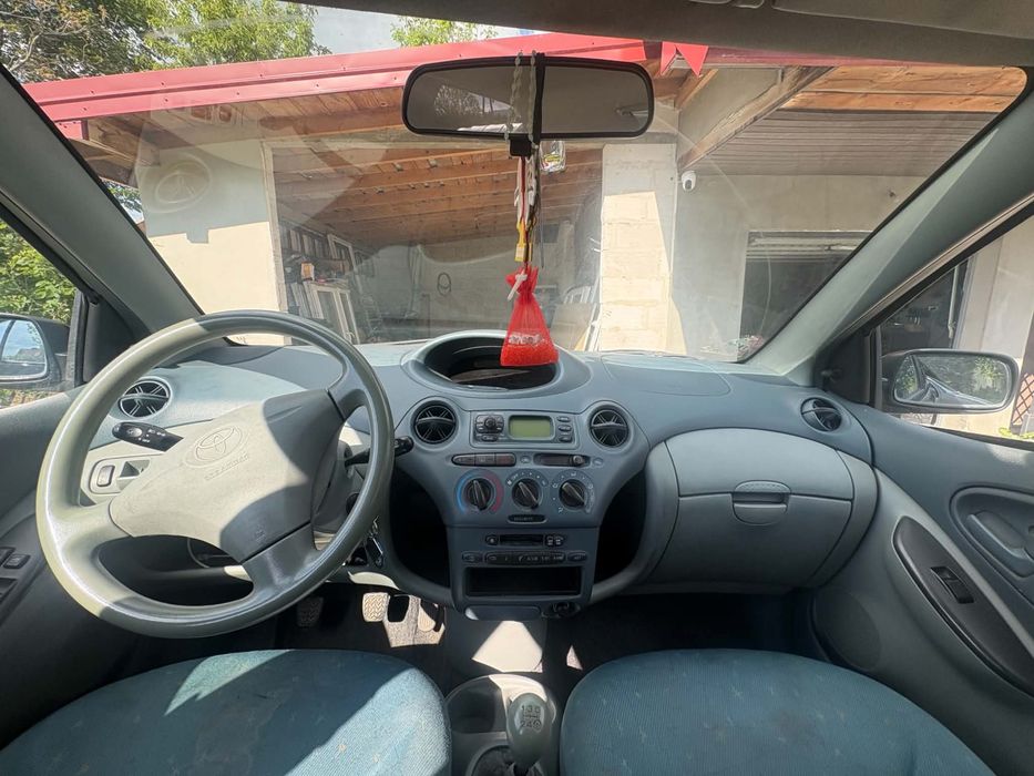 Toyota Yaris 1999