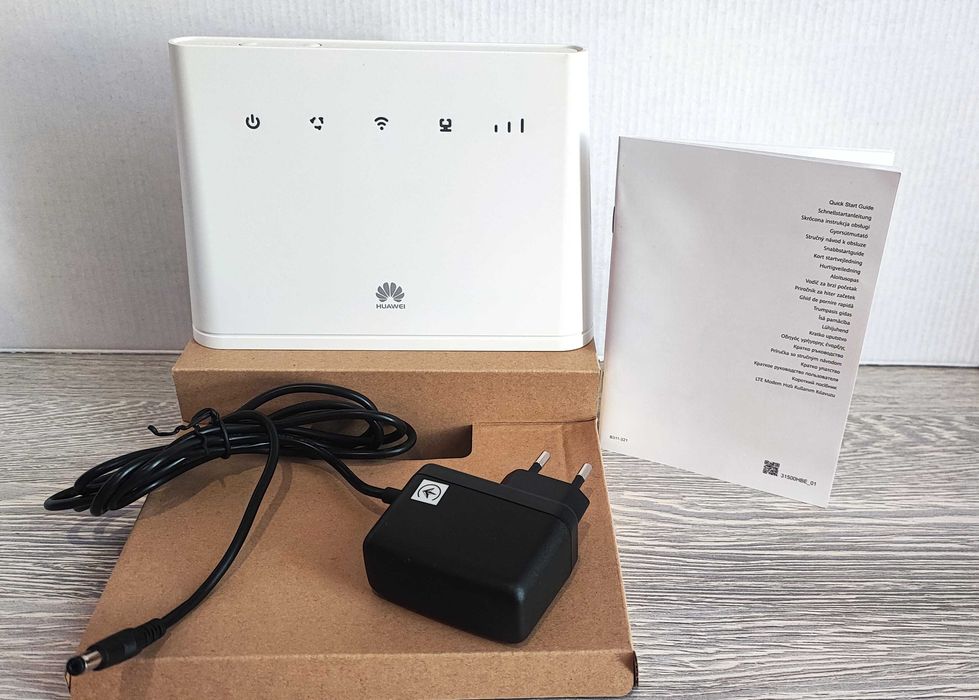 Стаціонарний 4G-роутер Huawei 4G Router 2 (модель B311-C842/B311)