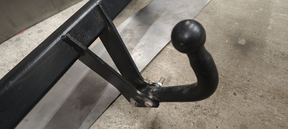 Hak do Opel Vectra C sedan