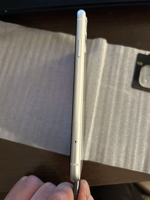 iPhone 11 64gb uszkodozny