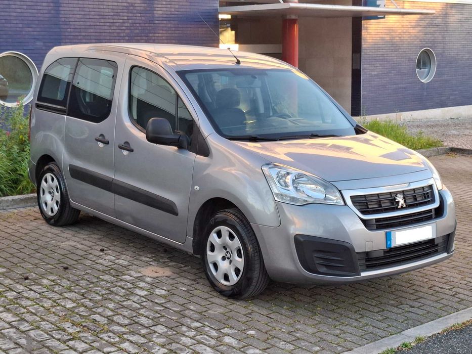 Peugeot Partner 1.6 HDi 100CV 5 Lugares (Aceito Retoma)