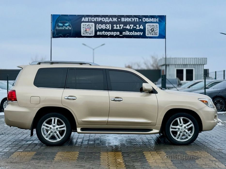 Lexus LX 570, повністью обслугований, в рідній фарбі