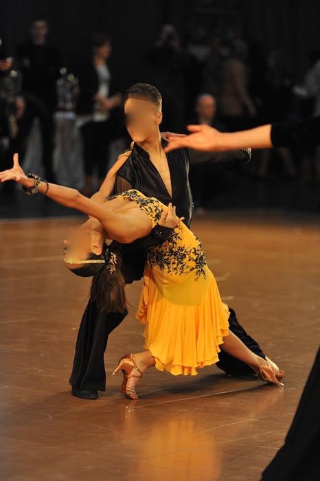 Sukienka do tańca towarzyskiego