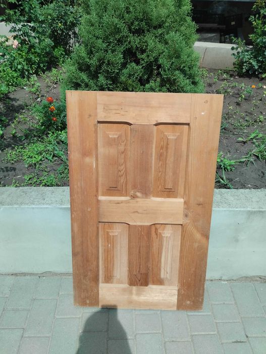 Двері дерев'яні 59.5х96.5