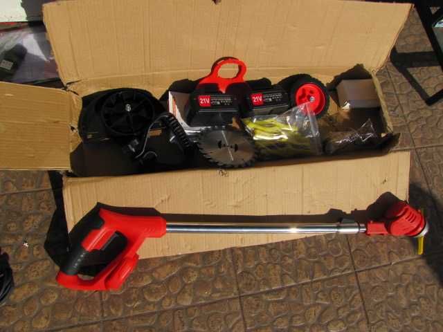 Akumulatorowa podkaszarka do trawy 21 V z 2x baterią 4000 mAh