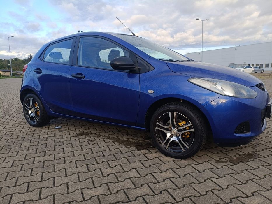 Mazda 2
