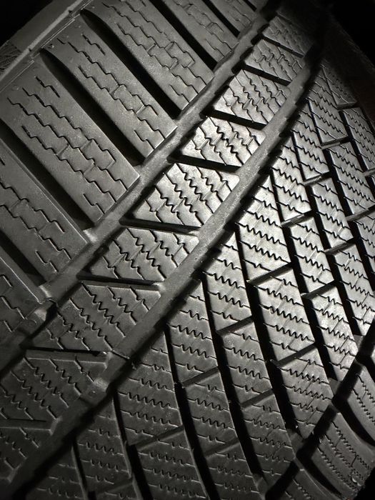 275/30 r 20 Continental 2шт.