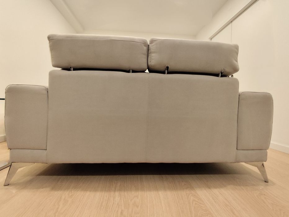 Sofá cinza/taupe Nebraska Moviflor - 2 lugares.