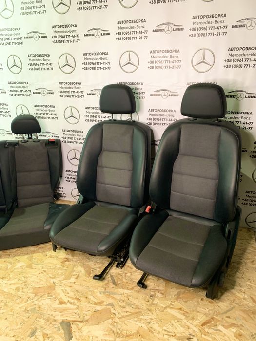 Mercedes c-klass w204 салон сідушкі карти задній діван