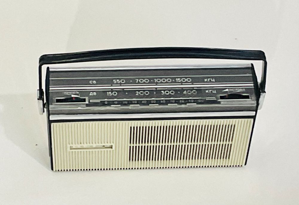 Радиоприёмник Вега 1968г.