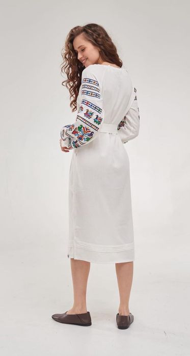 Вишиванка з натурального льону