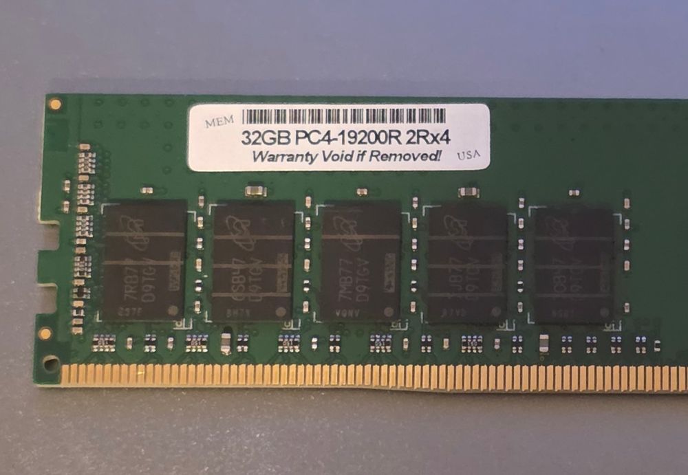 Memoria RAM Server 32GB DDR4 ECC RDIMM 2400