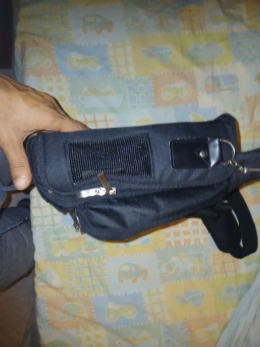 Mala de ombro para PC portátil preta