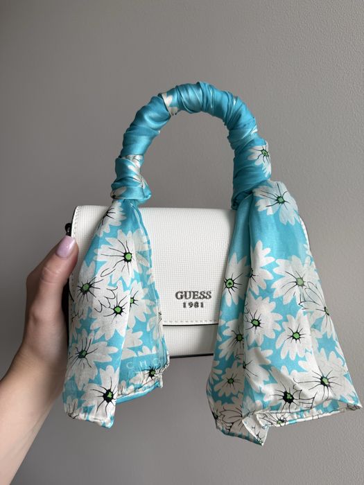 Kwiatowa Jedwabna Apaszka Echo 100% Jedwab/ Silk