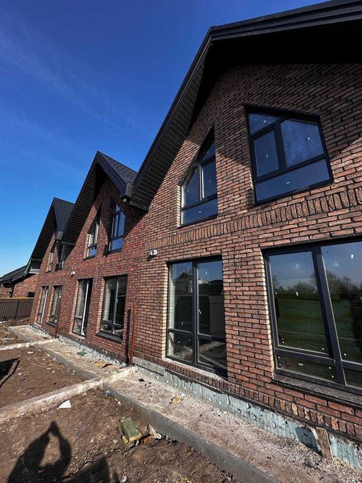 Продаж Будинку 3 км. 1.5 сотки БАВАРСЬКА КЛАДКА Забудовник ,паркінг