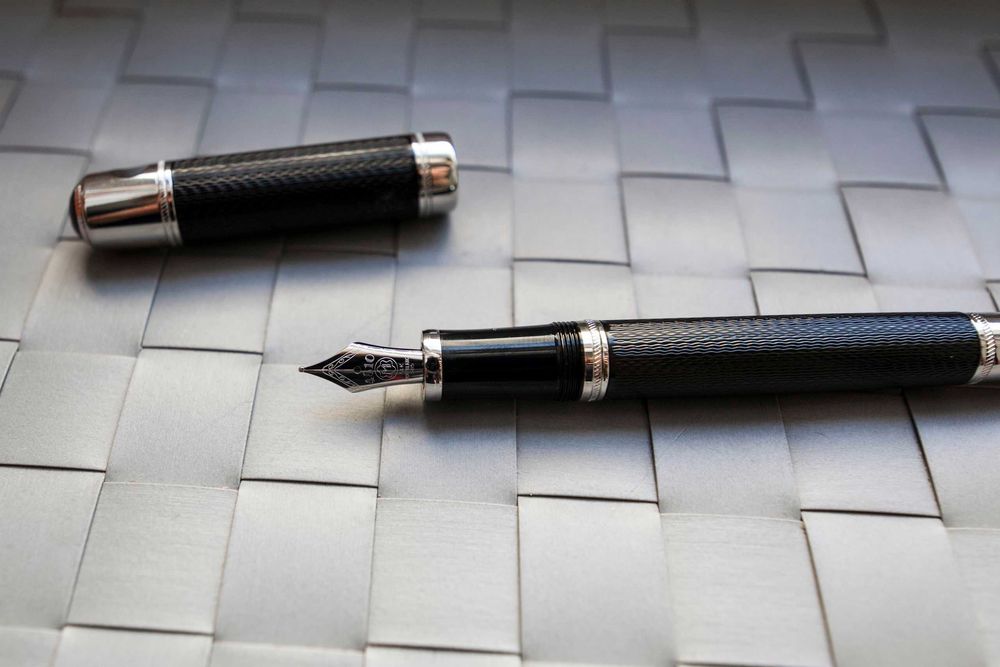 Pióro MONTBLANC Jules Verne MONT BLANC czarne wieczne Fountain + Etui