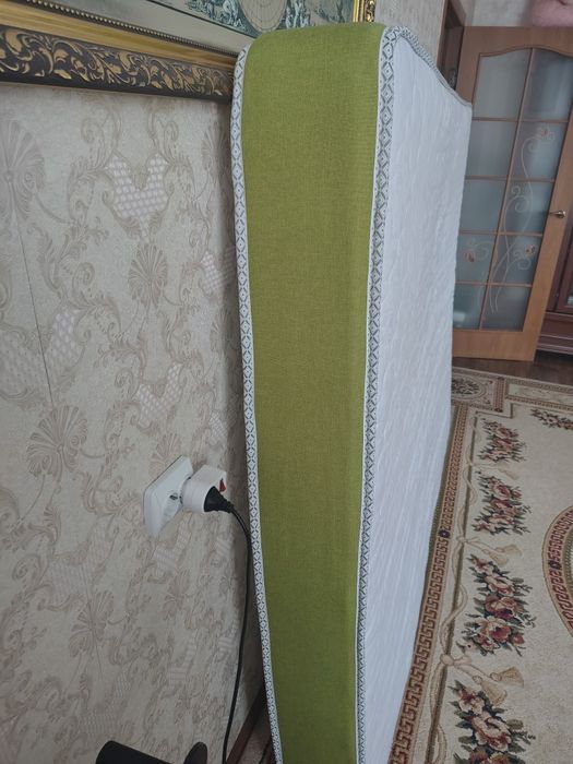 Продам новий двоспальний матрац.