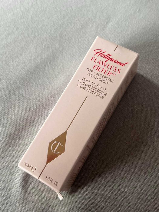 Puste opakowanie charlotte tilbury baza