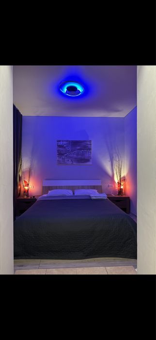 Міні-студія  для 2-х. Центр. ХНУВС. Ціна за добу. Світло завжди.