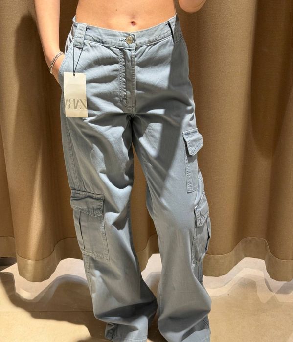 Брюки карго блакитні від Zara