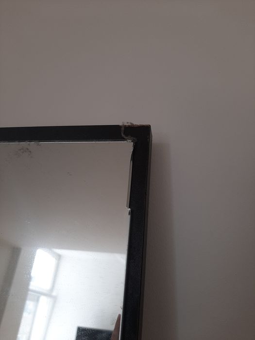 Duże lustro do pokoju salonu
