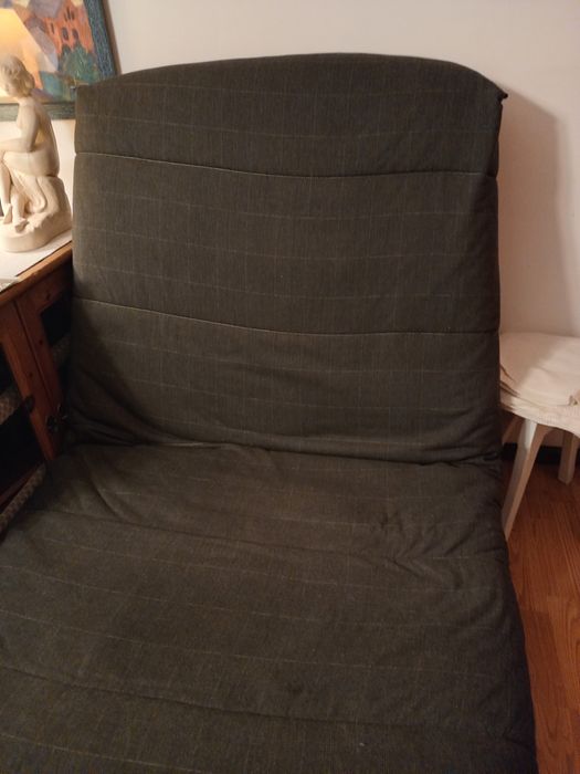 Rozkładany fotel do spania,