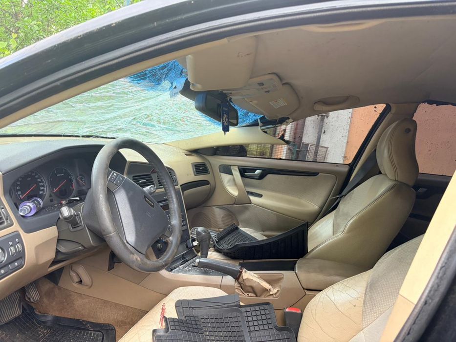 Volvo s60 під розбір