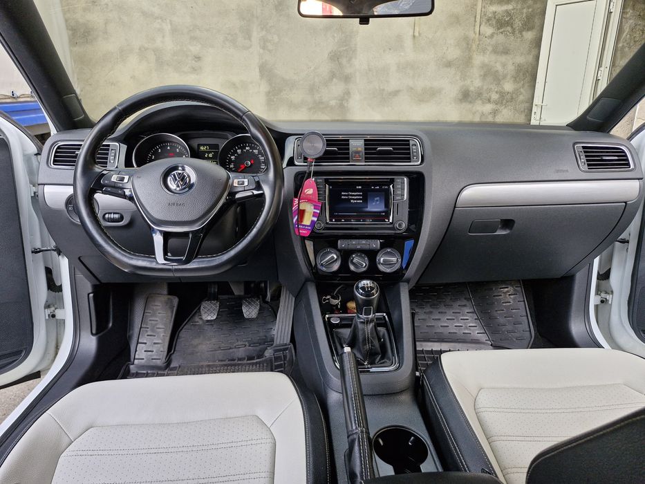 Продам Volkswagen  Jetta MK6
