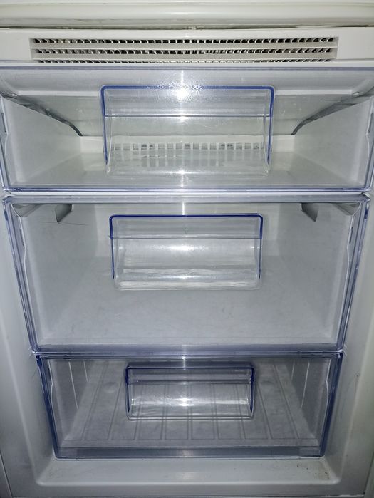 Zanussi No Frost холодильник