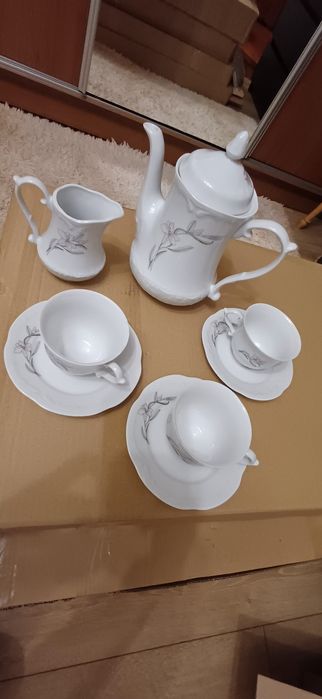Фарфоровий кофейний сервіз